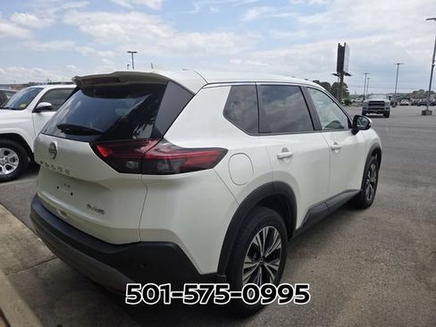 Used 2023 Nissan Rogue SV AWD/4WD image 5