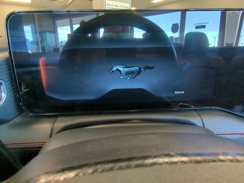 Used 2025 Ford Mustang GT Premium image 14