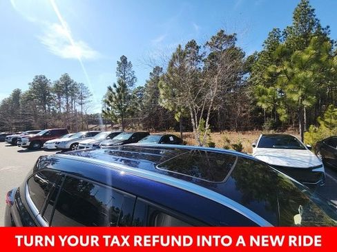 Used 2021 Toyota Highlander XLE image 18