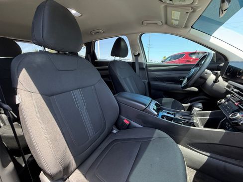 Used 2025 Hyundai Tucson SEL FWD image 19
