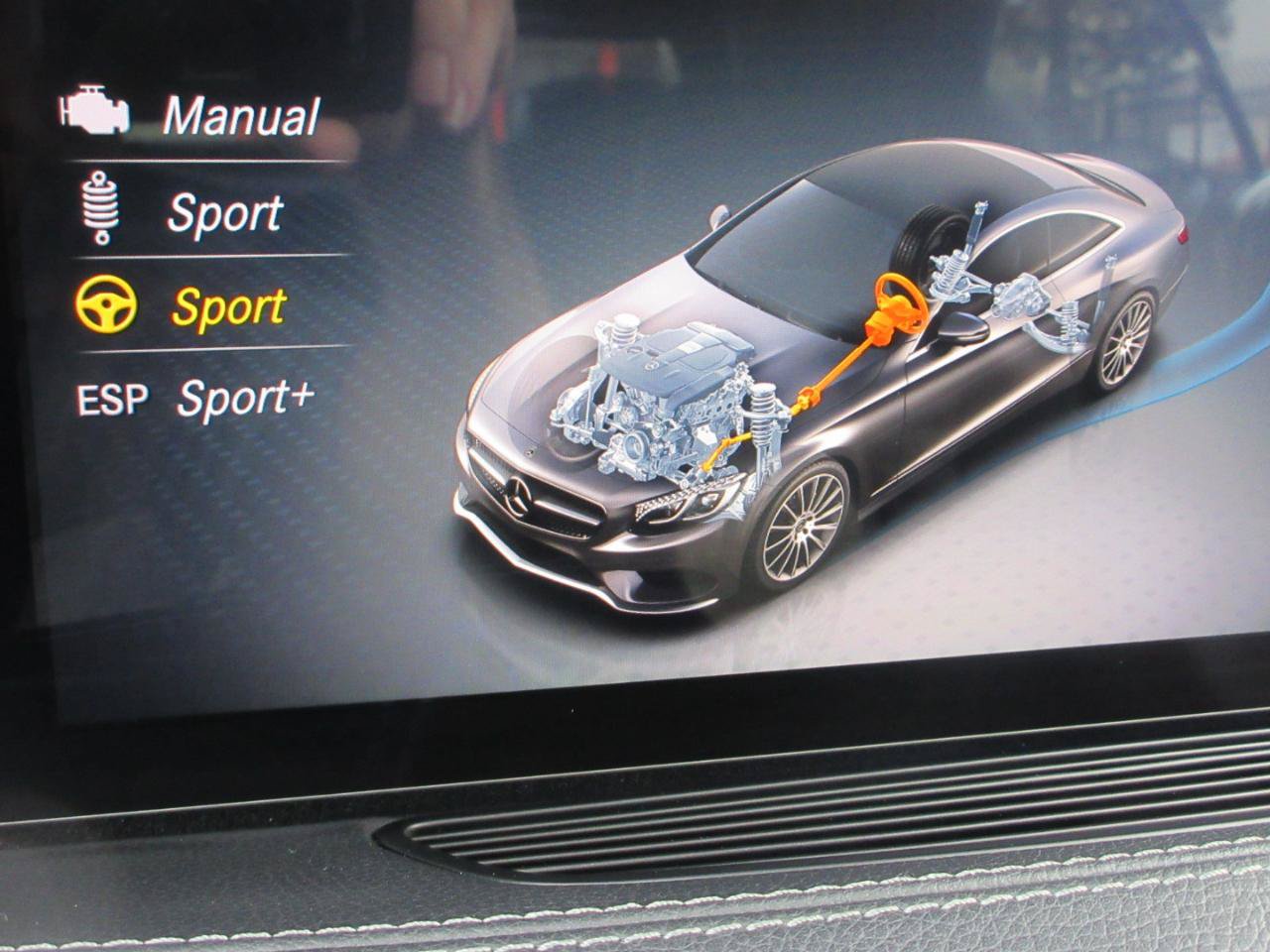 Used 2020 Mercedes-Benz S 560 4MATIC Coupe w/ AMG Line Exterior image 55