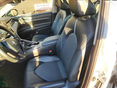 Used 2024 Toyota Camry SE image 24