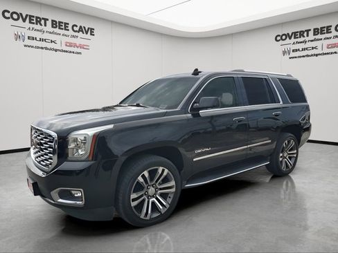 Used 2018 GMC Yukon Denali w/ Open Road Package image 3