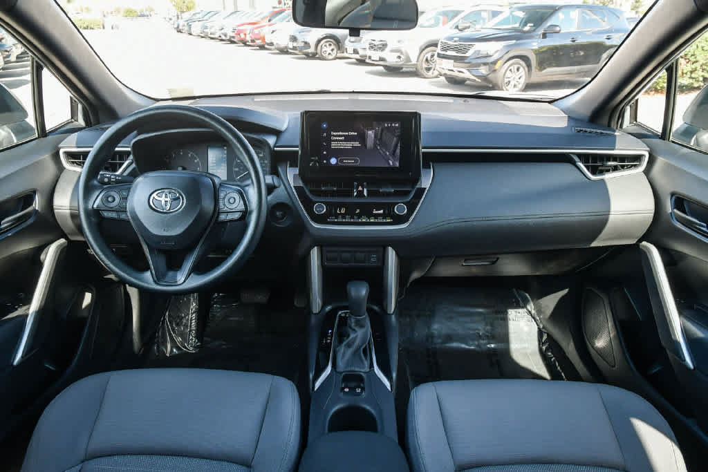 Certified 2024 Toyota Corolla Cross AWD Hybrid image 15