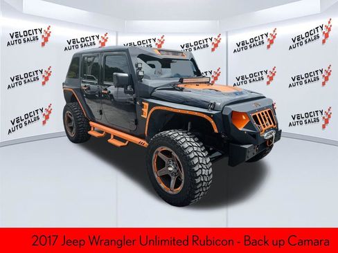 Used 2017 Jeep Wrangler Unlimited Rubicon w/ Connectivity Group AWD/4WD image 1