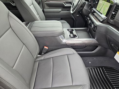 New 2026 Chevrolet Silverado 3500 LTZ w/ LTZ Texas Edition AWD/4WD image 10