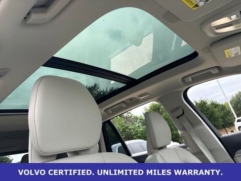 Certified 2025 Volvo XC90 B5 Core w/ Protection Package Premier AWD/4WD image 17