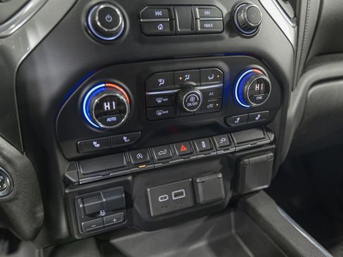 Used 2020 Chevrolet Silverado 1500 RST w/ All-Star Edition image 23