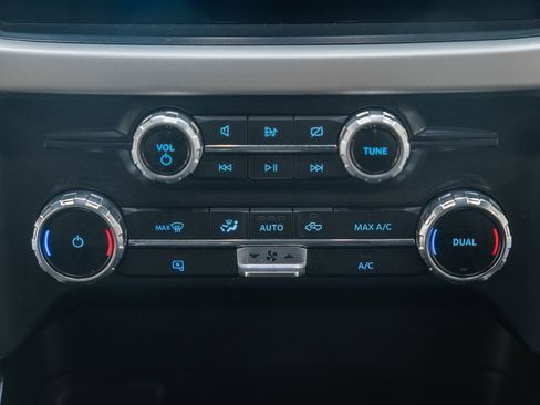 Certified 2022 Ford F150 Lightning Pro w/ Tow Technology Package image 30