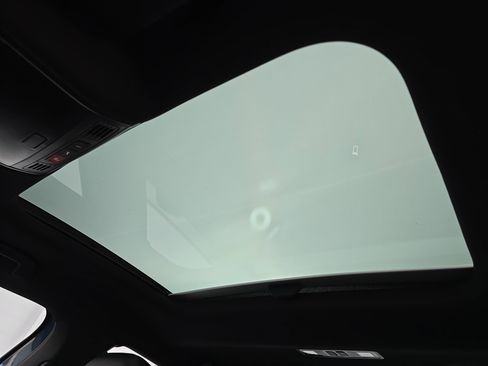 Certified 2025 Volkswagen Jetta GLI Autobahn w/ GLI Black Package image 29