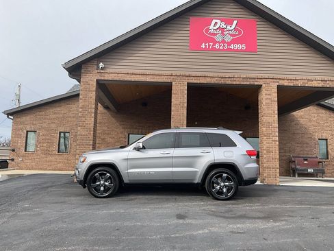 Used 2014 Jeep Grand Cherokee Limited w/ Luxury Group II image 39