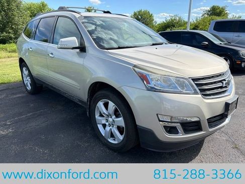 Used 2017 Chevrolet Traverse LT w/ Style and Technology Package AWD/4WD image 7