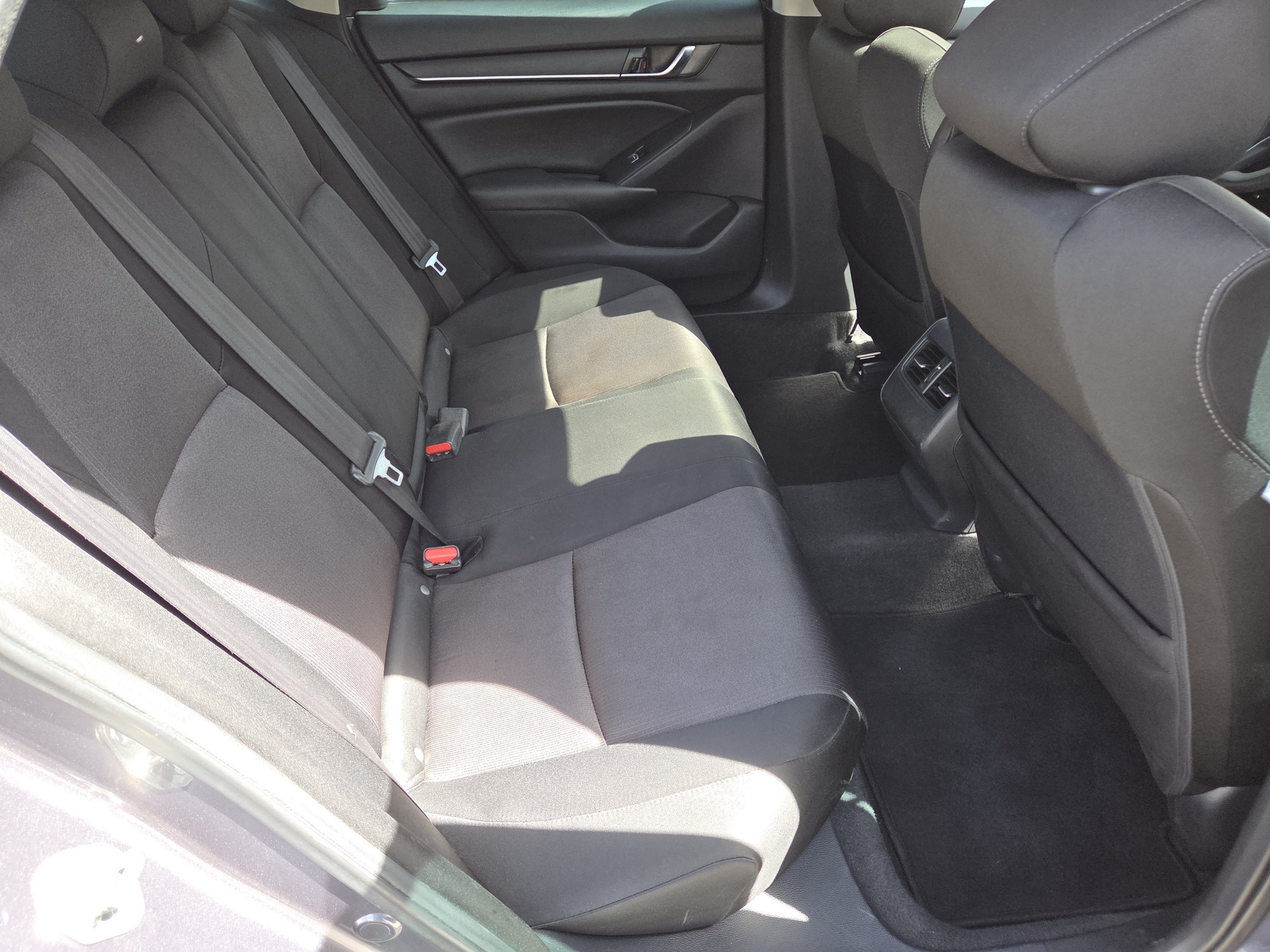 Used 2020 Honda Accord EX image 23