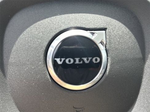 New 2025 Volvo XC90 B6 Plus w/ Protection Package Premier image 20