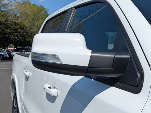 Used 2022 RAM 1500 Laramie AWD/4WD image 12