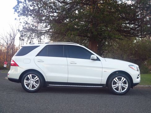 Used 2012 Mercedes-Benz ML 350 4MATIC image 5