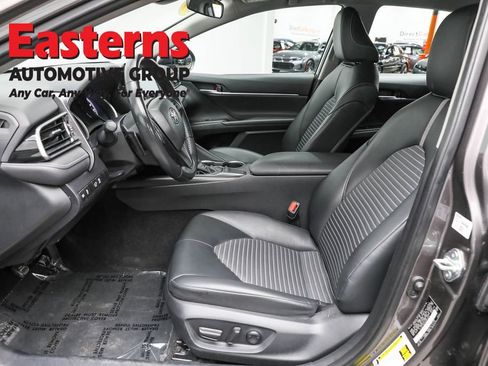 Used 2024 Toyota Camry SE image 14