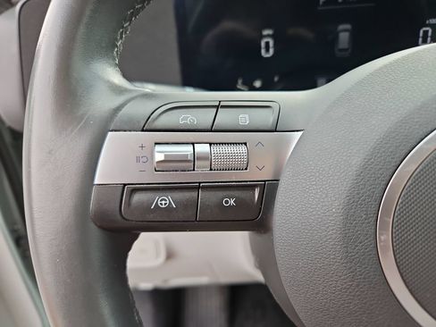 Used 2024 Hyundai Kona SEL FWD image 11