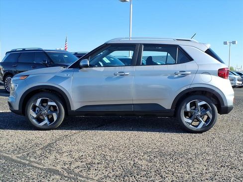 New 2026 Hyundai Venue SEL image 2