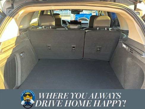 New 2025 Lincoln Corsair Reserve w/ Equipment Group 202A image 25