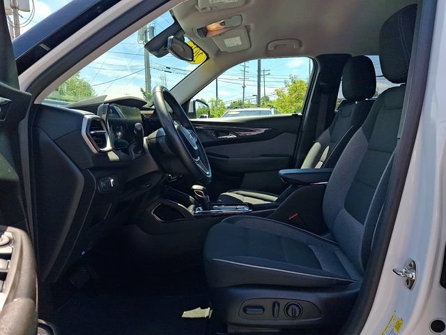 Used 2025 Chevrolet TrailBlazer LT w/ Convenience Package AWD/4WD image 13