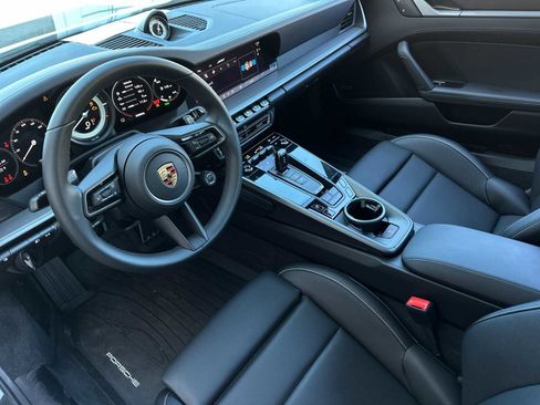 Used 2024 Porsche 911 Carrera S image 4
