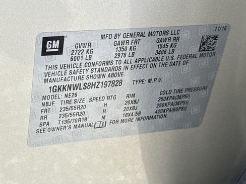 Used 2017 GMC Acadia SLT w/ LPO, Protection Package AWD/4WD image 34