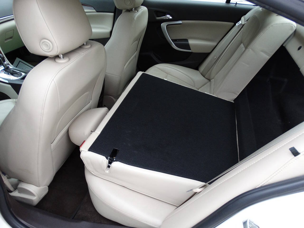 Used 2015 Buick Regal Premium AWD/4WD image 30