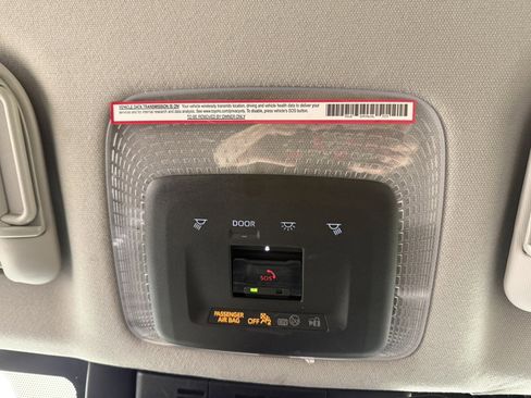 Used 2023 Toyota Prius XLE image 22