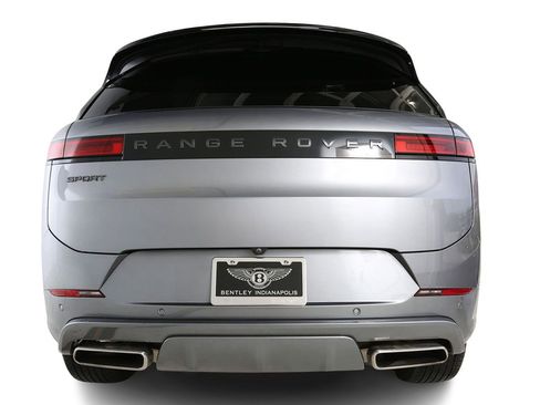 Used 2024 Land Rover Range Rover Sport Dynamic SE AWD/4WD image 8