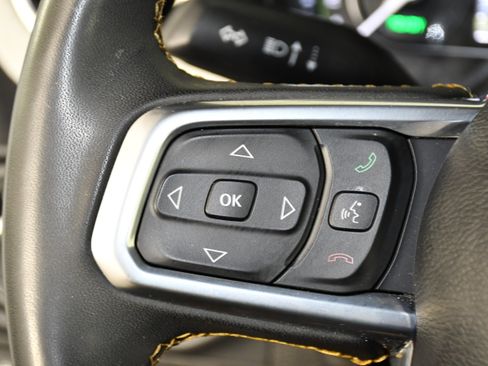 Used 2024 Jeep Wrangler Unlimited Sahara AWD/4WD image 20