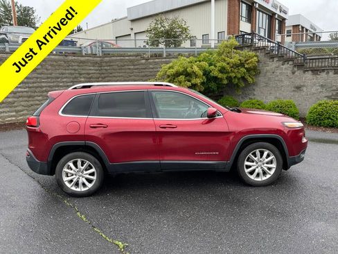 Used 2015 Jeep Cherokee Limited AWD/4WD image 3