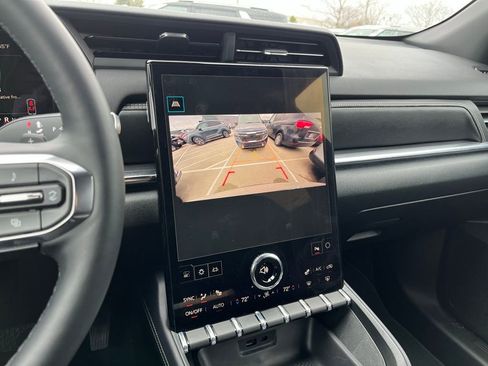 Used 2026 GMC Terrain Elevation w/ Elevation Premium Package image 23