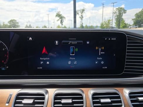 Used 2025 Mercedes-Benz GLE 350 4MATIC image 29