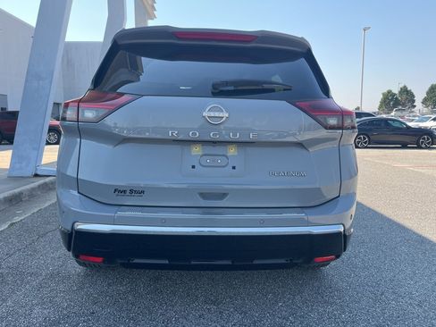 Used 2024 Nissan Rogue Platinum w/ Platinum Premium Package image 27