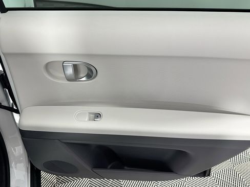 Used 2024 Hyundai Ioniq 5 SEL image 26