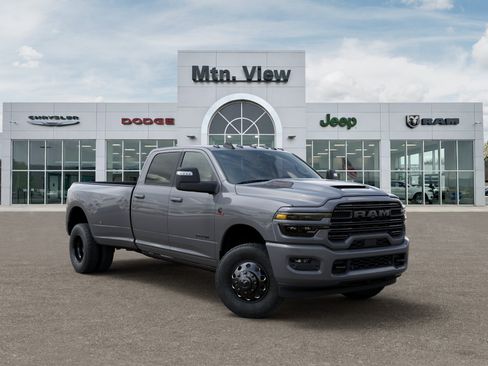 New 2026 RAM 3500 Laramie AWD/4WD image 5