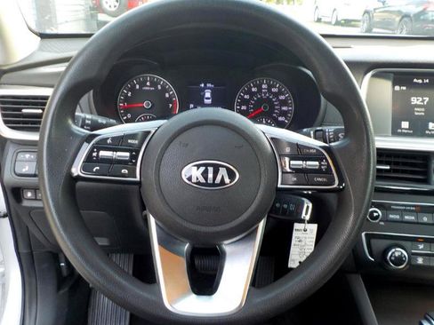Used 2019 Kia Optima LX image 10