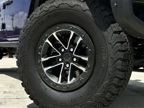 Used 2026 Jeep Wrangler Unlimited Rubicon AWD/4WD image 9