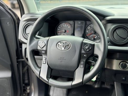 Used 2019 Toyota Tacoma SR5 image 18