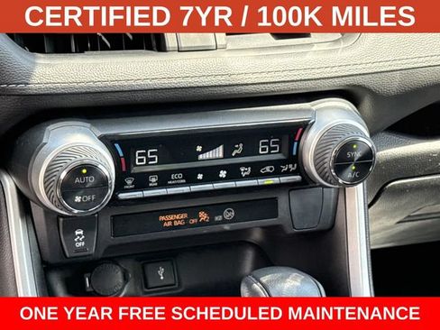 Used 2022 Toyota RAV4 LE AWD/4WD image 21