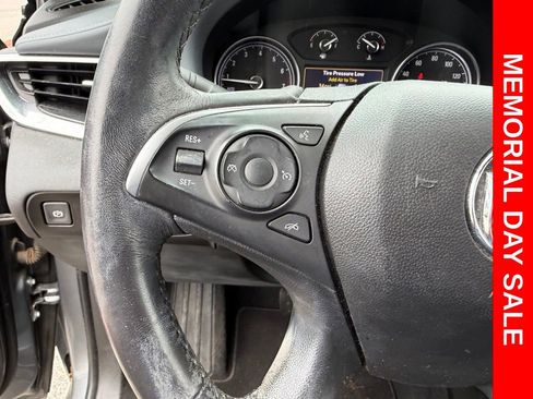 Used 2020 Buick Enclave Essence FWD image 28