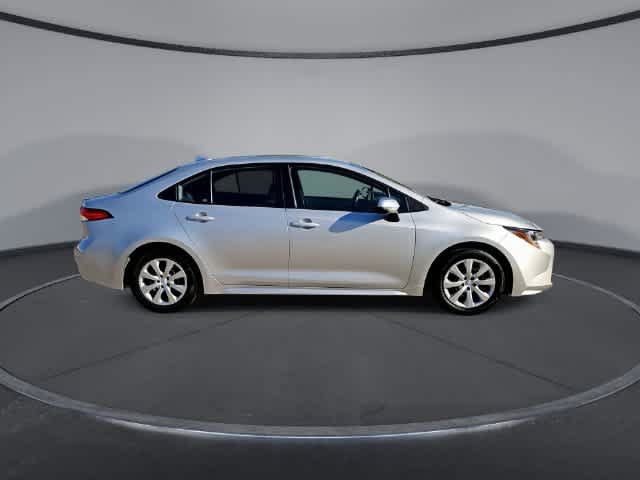 Used 2024 Toyota Corolla LE FWD image 9