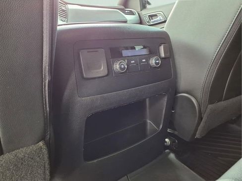 Certified 2020 GMC Yukon SLT AWD/4WD image 17