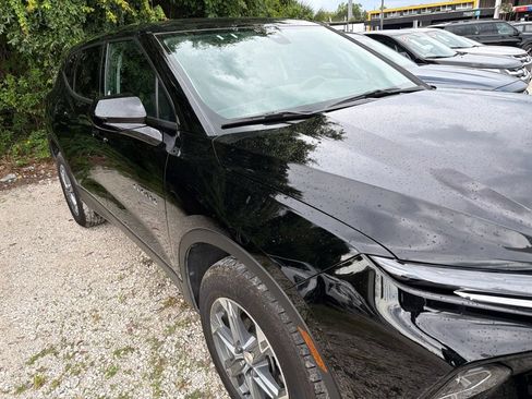 Used 2025 Chevrolet Blazer LT FWD image 7