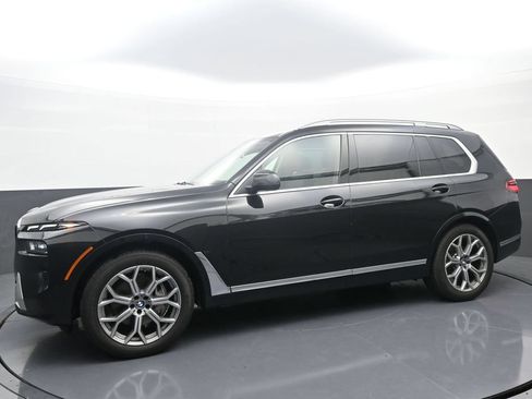 Used 2026 BMW X7 xDrive40i AWD/4WD image 4