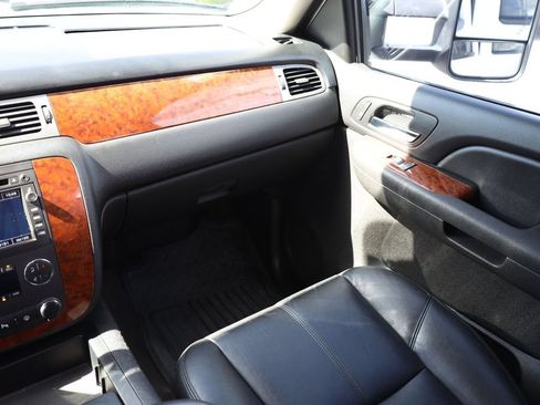Used 2008 Chevrolet Silverado 3500 LTZ AWD/4WD image 20