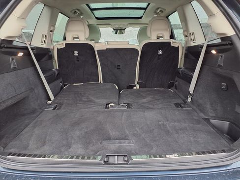 Used 2023 Volvo XC90 B6 Plus image 19