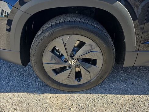 New 2026 Volkswagen Taos S image 7