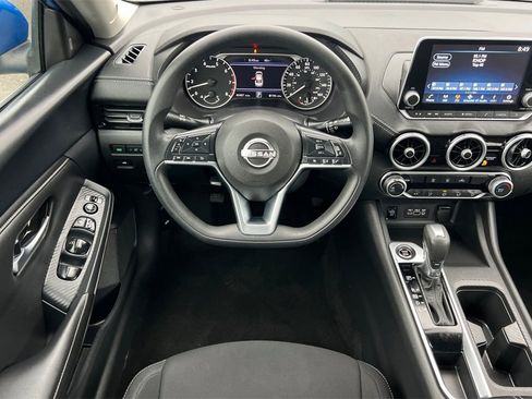 Used 2024 Nissan Sentra SV image 17
